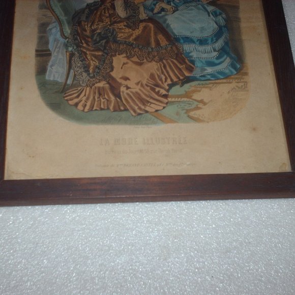 Antique wooden-framed La Mode Illustree picture - Picture 6 of 8